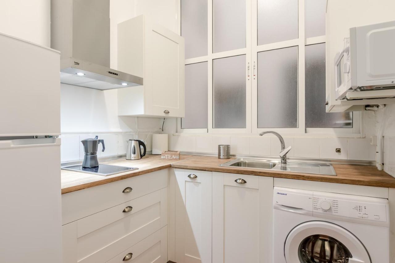 Avanti La Campana, Con Un Balcon Que Te Enamorara Del Ambiente De Sevilla Kültér fotó